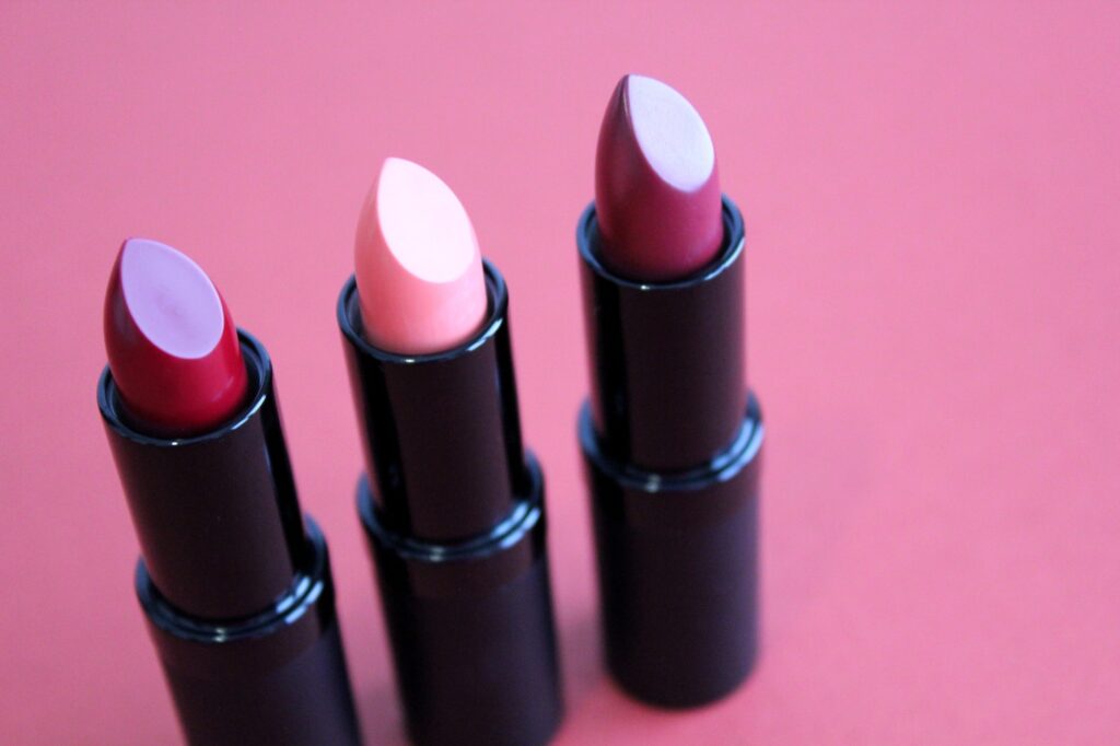 Lipstick-Shades-Savedelete.in